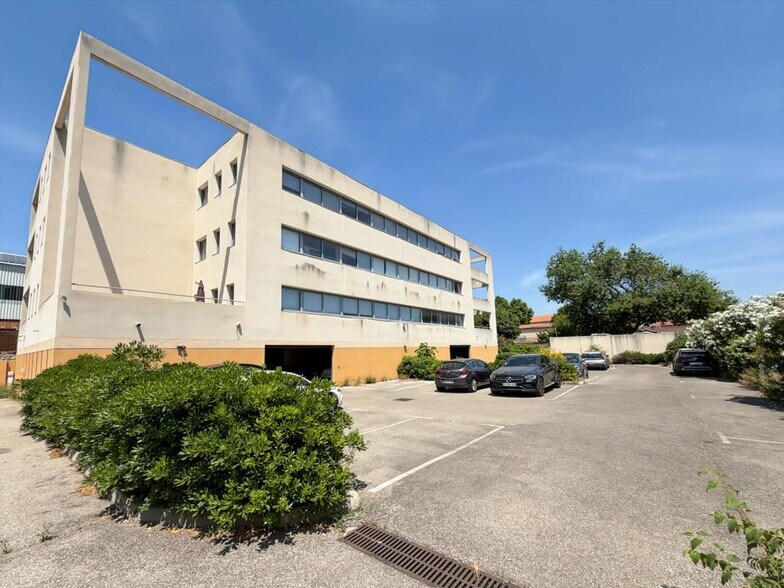 Bureau dans Marseille à louer - Photo du bâtiment - Image 3 de 20