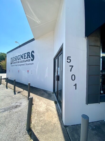 5701 Richmond Ave, Houston, TX for lease - Building Photo - Image 2 of 13