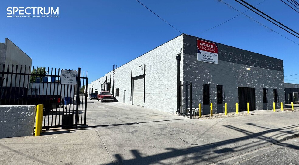 14538-14540 Keswick St, Van Nuys, CA for lease - Building Photo - Image 1 of 7