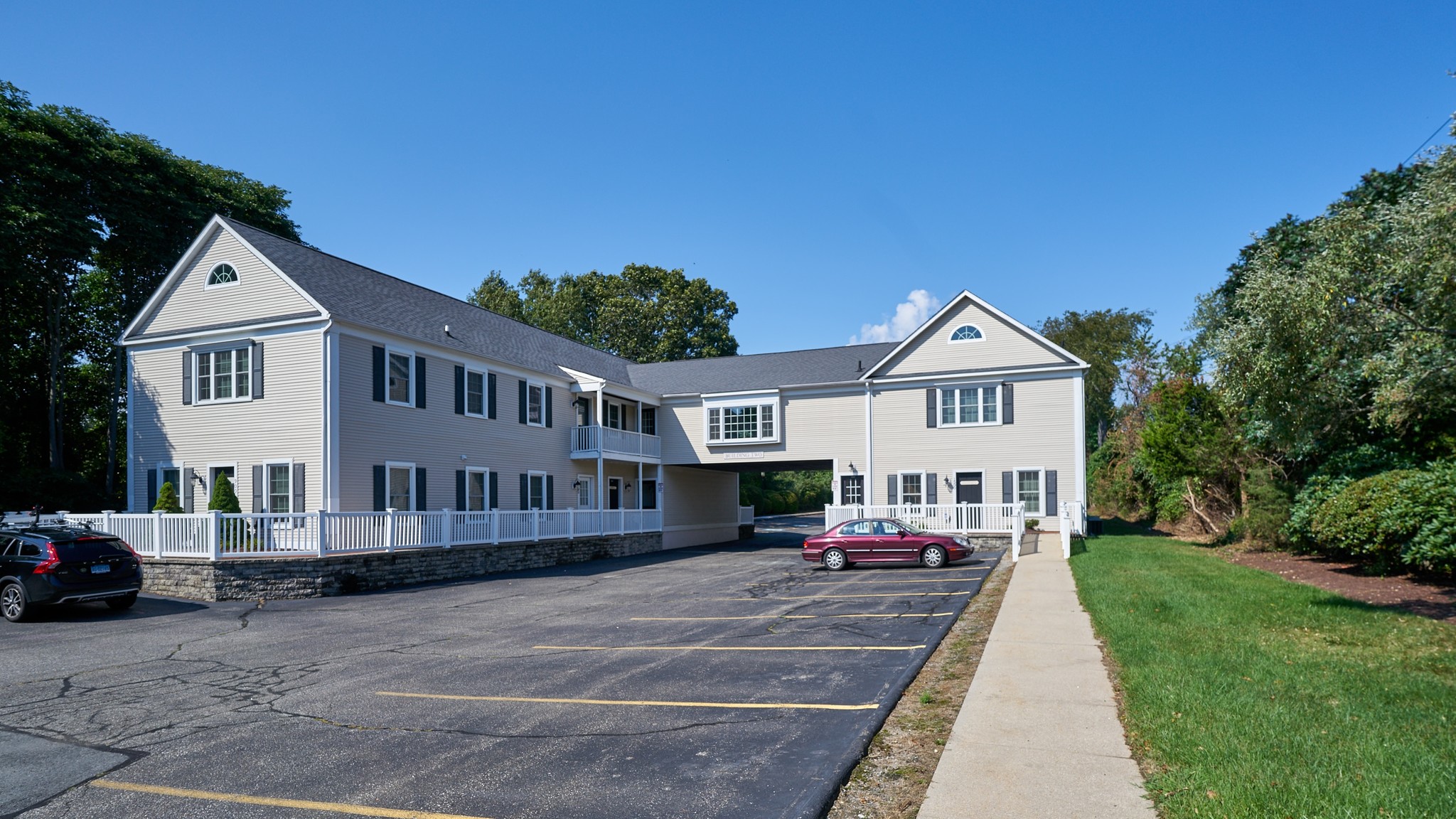 123 Elm St, Old Saybrook, CT à vendre Photo du bâtiment- Image 1 de 1