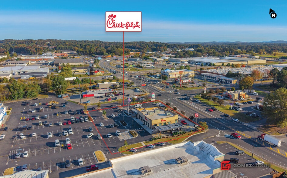 1275 N Glenwood Ave, Dalton, GA for sale - Building Photo - Image 3 of 14