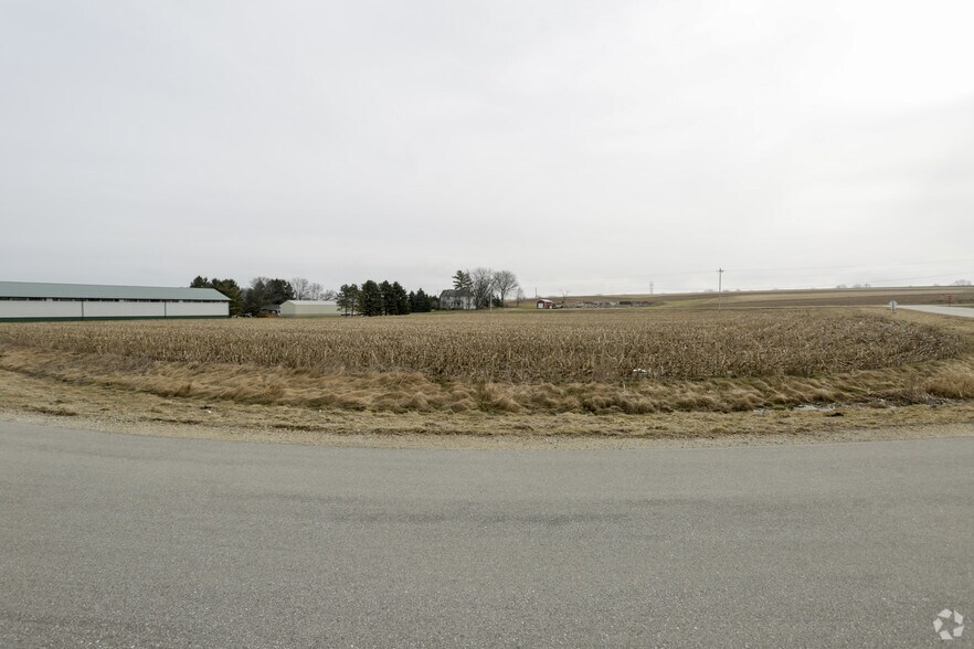 Pamperin Way, Allenton, WI à vendre - Photo du bâtiment - Image 2 de 2