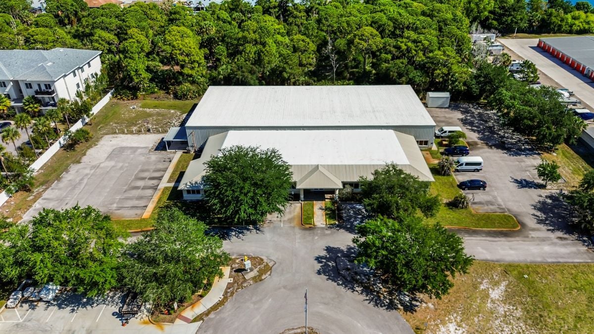 1601 NE Success Dr, Jensen Beach, FL for sale Primary Photo- Image 1 of 19