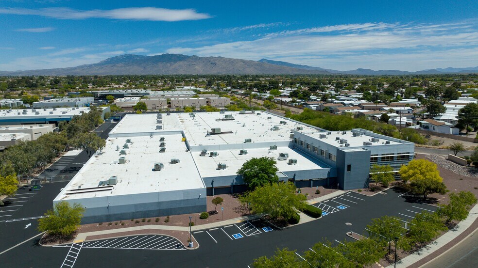 1851 S Pantano Rd, Tucson, AZ à vendre - Photo du bâtiment - Image 3 de 11
