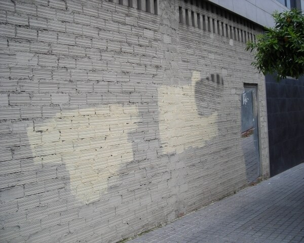 Retail in Córdoba for lease - Building Photo - Image 1 of 2