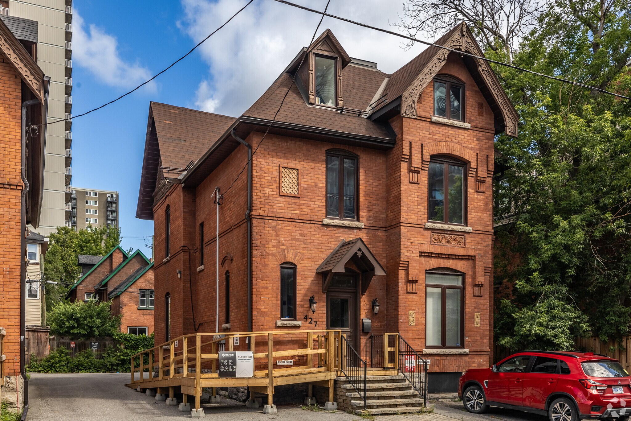 427 Gilmour St, Ottawa, ON for sale Primary Photo- Image 1 of 1