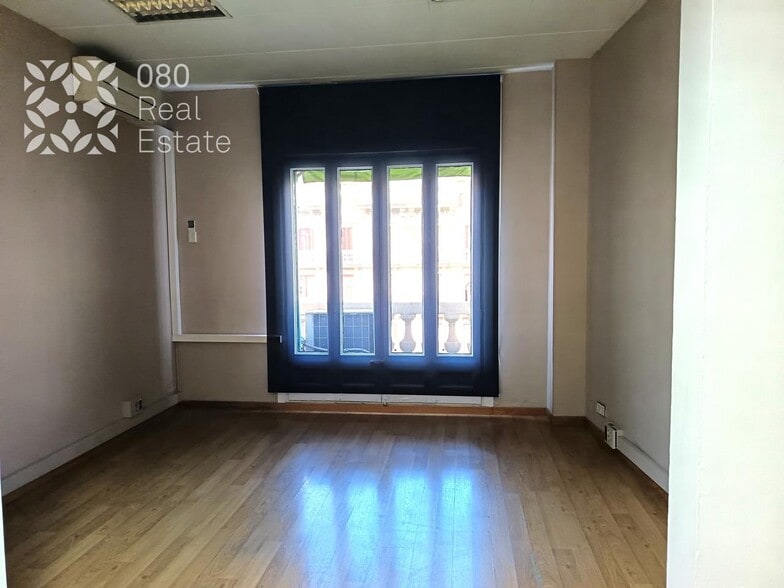 Office in Barcelona, Barcelona for lease - Interior Photo - Image 3 of 3