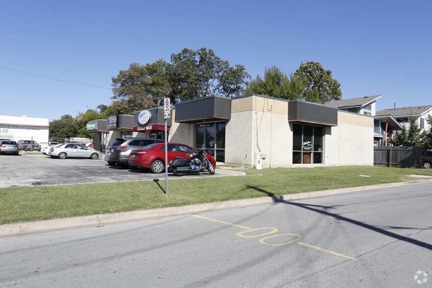 8501 Burnet Rd, Austin, TX for lease - Primary Photo - Image 1 of 4