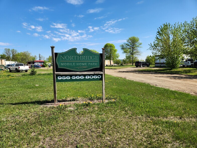 Ada, MN and Minto, ND Mobile Home Parks portefeuille de 2 propriétés à vendre sur LoopNet.ca - Photo du bâtiment - Image 1 de 3