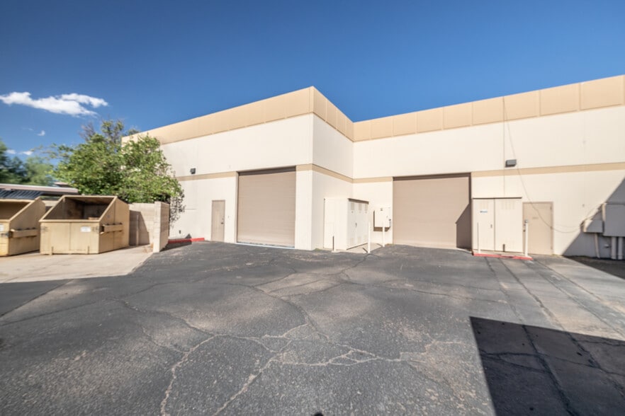15720 N Greenway-Hayden Loop, Scottsdale, AZ for sale - Building Photo - Image 3 of 16