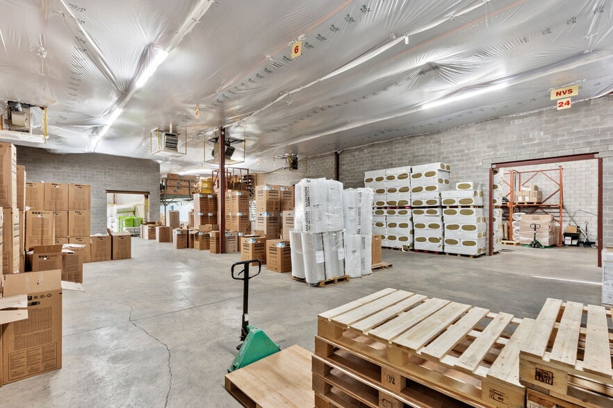 2660-2678 Lancaster Rd, Ottawa, ON for sale - Building Photo - Image 2 of 7