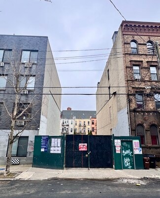 Plus de détails pour 920 Metropolitan Ave, Brooklyn, NY - Terrain à vendre