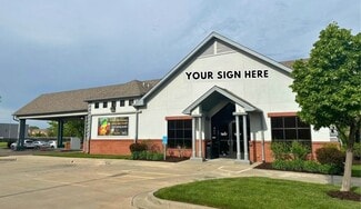 Plus de détails pour 2221 W 31st St, Lawrence, KS - Commerce de détail à vendre