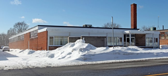 More details for 18 Howden Rd, Toronto, ON - Industrial for Sale