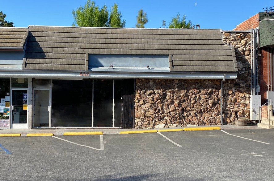 442-448 Foothill Blvd, La Cañada Flintridge, CA for lease - Building Photo - Image 3 of 6