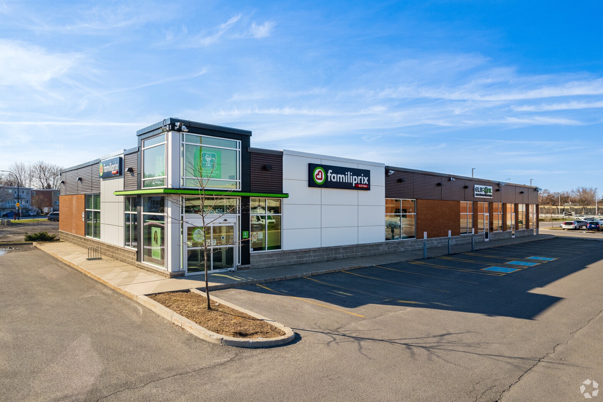 3260 Boul Lapinière, Brossard, QC à vendre Photo principale- Image 1 de 1