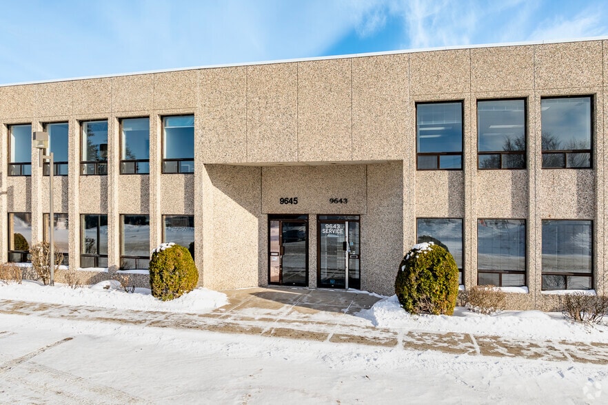 9649 Rue Saint-Clément, Montréal, QC for sale - Building Photo - Image 3 of 5