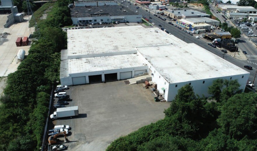 4343 Whitaker Ave, Philadelphia, PA à vendre - Photo du bâtiment - Image 2 de 4