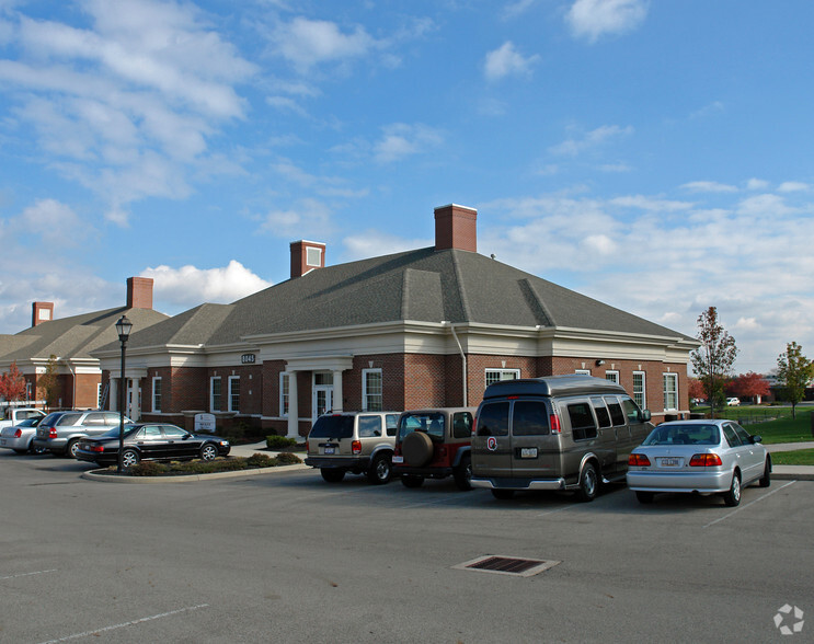 8045 Washington Village Dr, Dayton, OH à vendre - Photo principale - Image 1 de 11