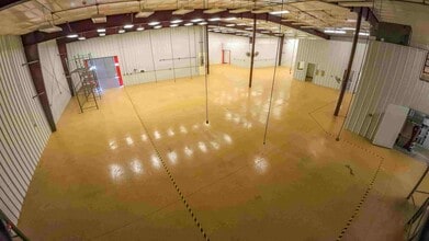 601 4th St, De Smet, SD for sale Interior Photo- Image 2 of 7