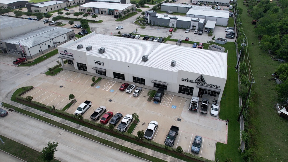 410 Genesis Blvd, Webster, TX for lease - Aerial - Image 3 of 5