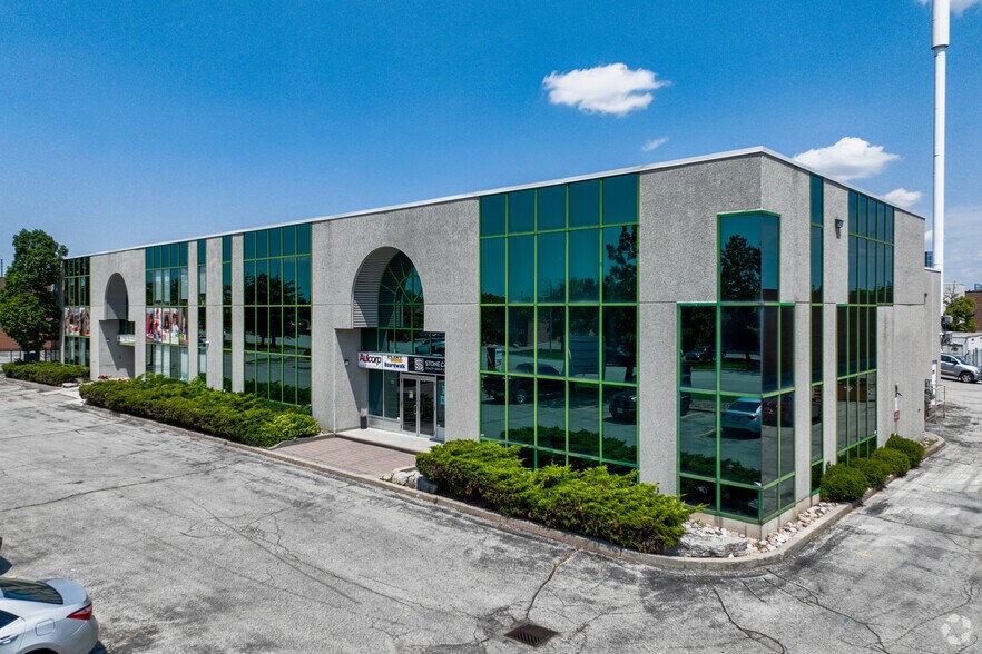 171 Marycroft Ave, Vaughan, ON for sale - Primary Photo - Image 1 of 1