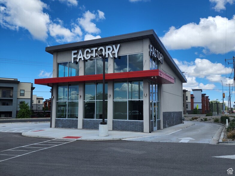 1338 S State St, Clearfield, UT for sale - Building Photo - Image 2 of 25