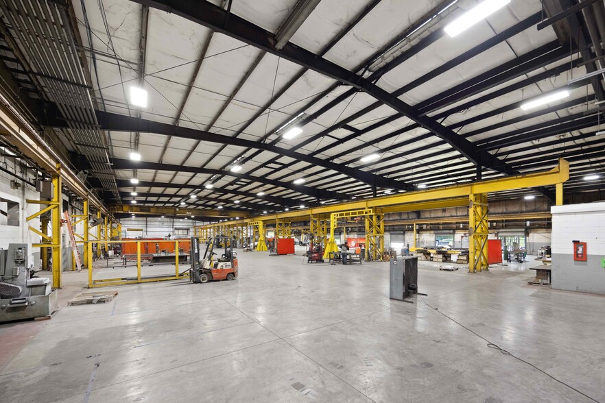 450 Bennett Dr, Pulaski, TN for sale - Building Photo - Image 2 of 6