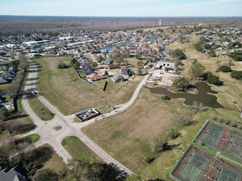 Lakewood Dr, La Place, LA for sale - Building Photo - Image 2 of 12