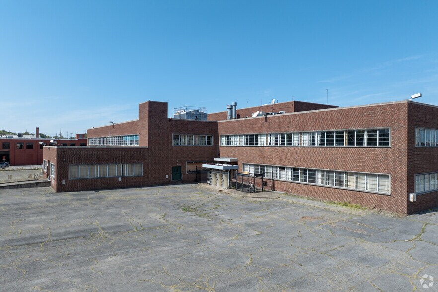 408-B Dana St, Warren, OH for sale - Primary Photo - Image 1 of 4