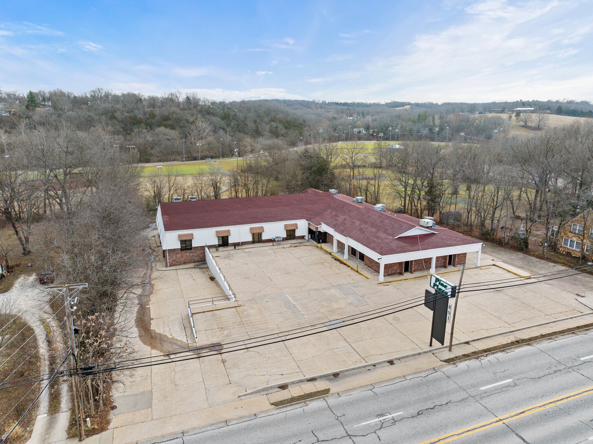 801 S Pine St, Harrison, AR à vendre Photo du bâtiment- Image 1 de 1