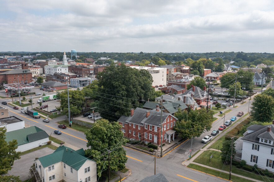 31 W Hickman St, Winchester, KY à vendre - Photo du b timent - Image 3 de 36