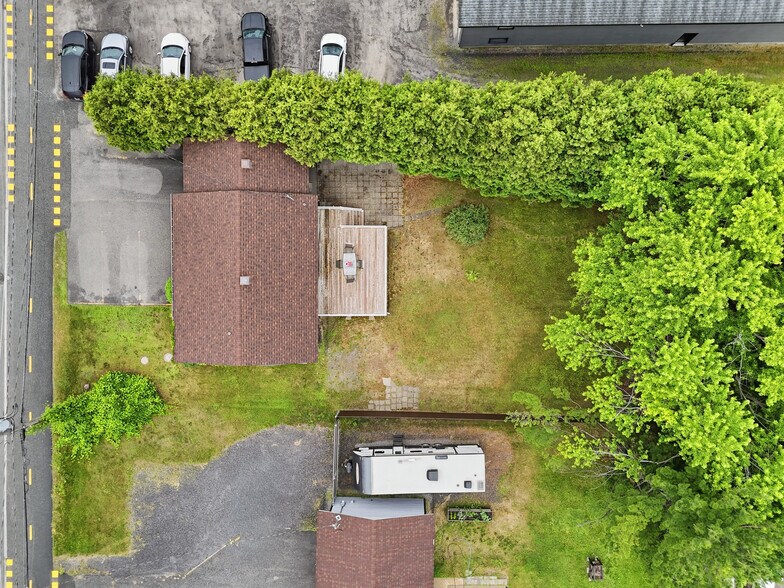 61 Ch De Lavaltrie, Lavaltrie, QC à vendre - Photo du bâtiment - Image 2 de 5