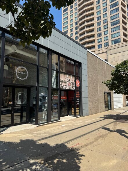630 W Lake St, Chicago, IL à louer - Photo du bâtiment - Image 2 de 3