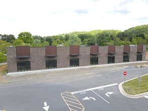 110 Whitewood Blvd, Johnson City, TN for lease Interior Photo- Image 2 of 10