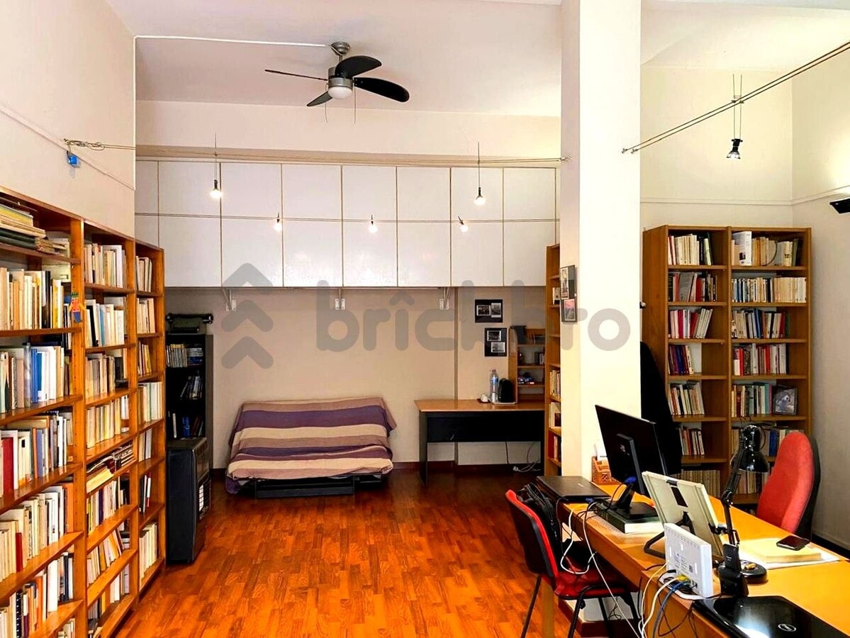 Barcelona, BAR 08024 - Unit - -  - Interior Photo - Image 1 of 7