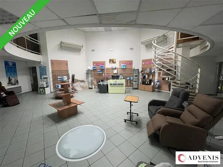 Flex in Cestas for lease - Interior Photo - Image 2 of 3