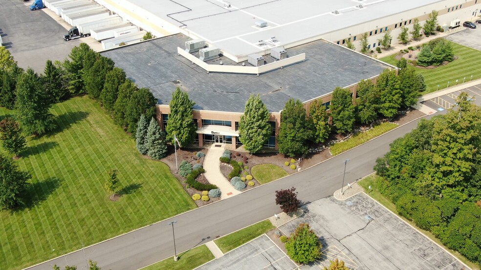 13000 Darice Pky, Strongsville, OH for lease - Building Photo - Image 1 of 14