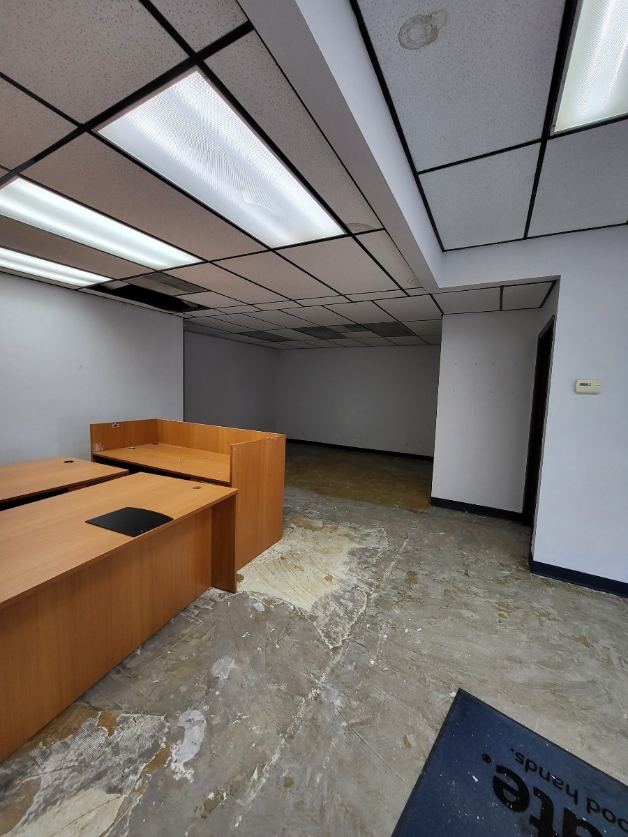 7851 Ogden Ave, Lyons, IL à louer Photo intérieure- Image 1 de 2