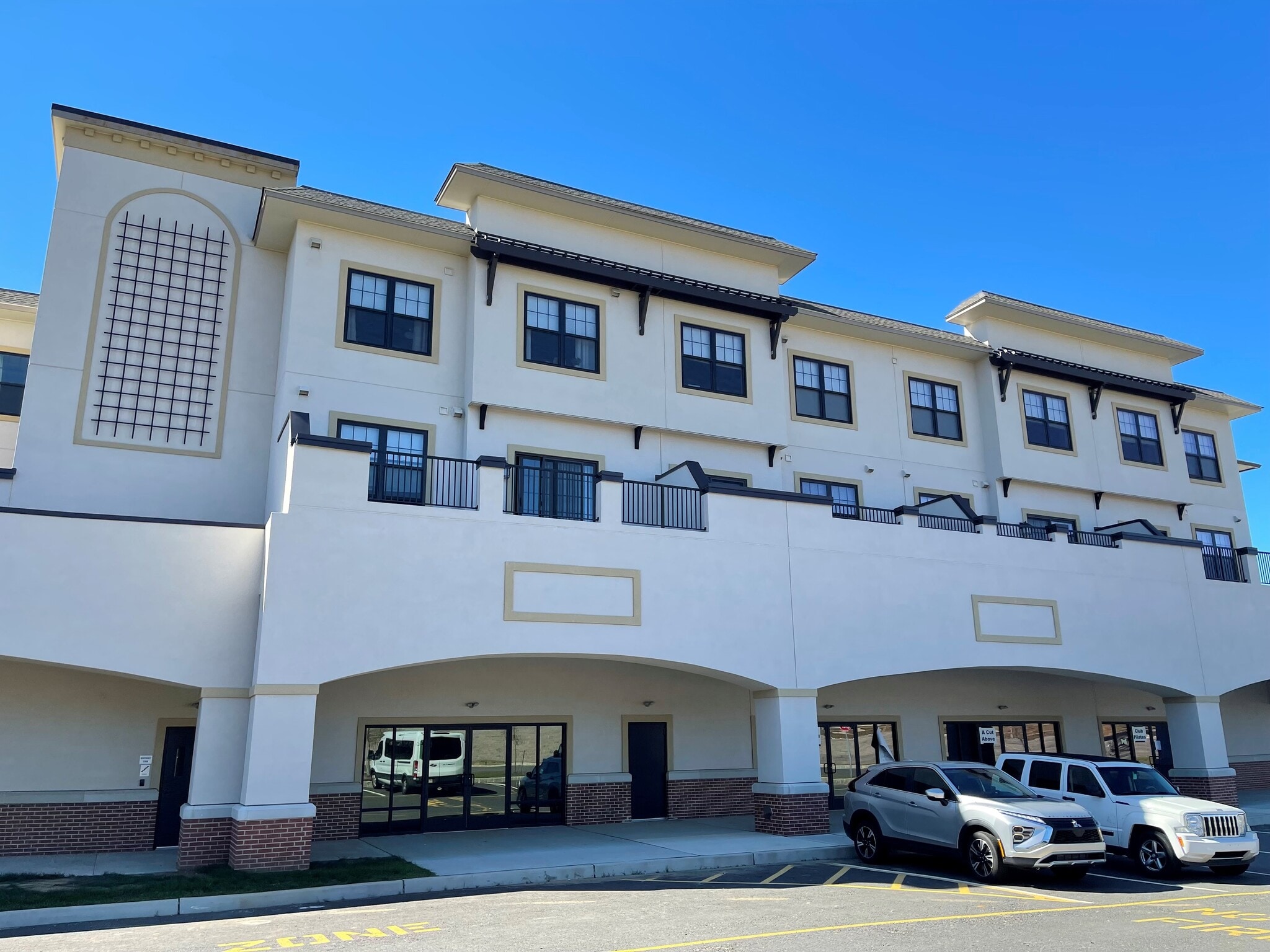 Route 33 & Millhurst Rd, Manalapan Township, NJ for lease Building Photo- Image 1 of 6