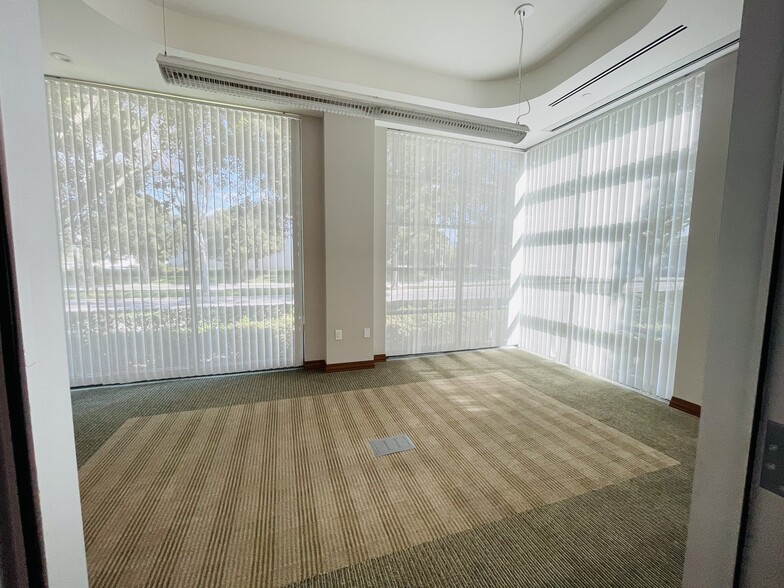 9070 Irvine Center Dr, Irvine, CA for lease - Building Photo - Image 2 of 6