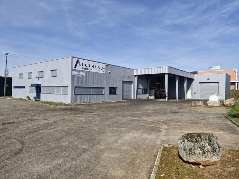 Flex dans Frontonas à louer - Photo du bâtiment - Image 1 de 4