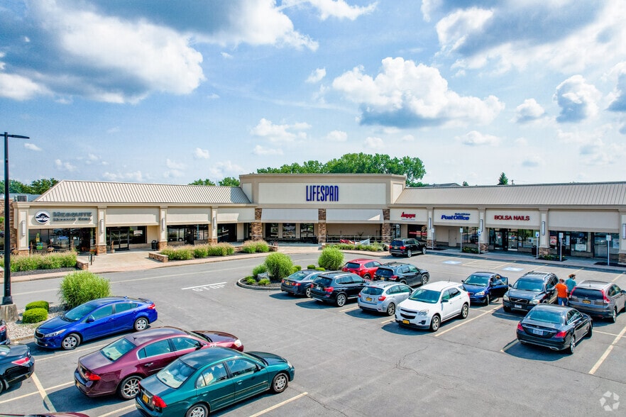 1900-1925 S Clinton Ave, Rochester, NY for lease - Building Photo - Image 3 of 31