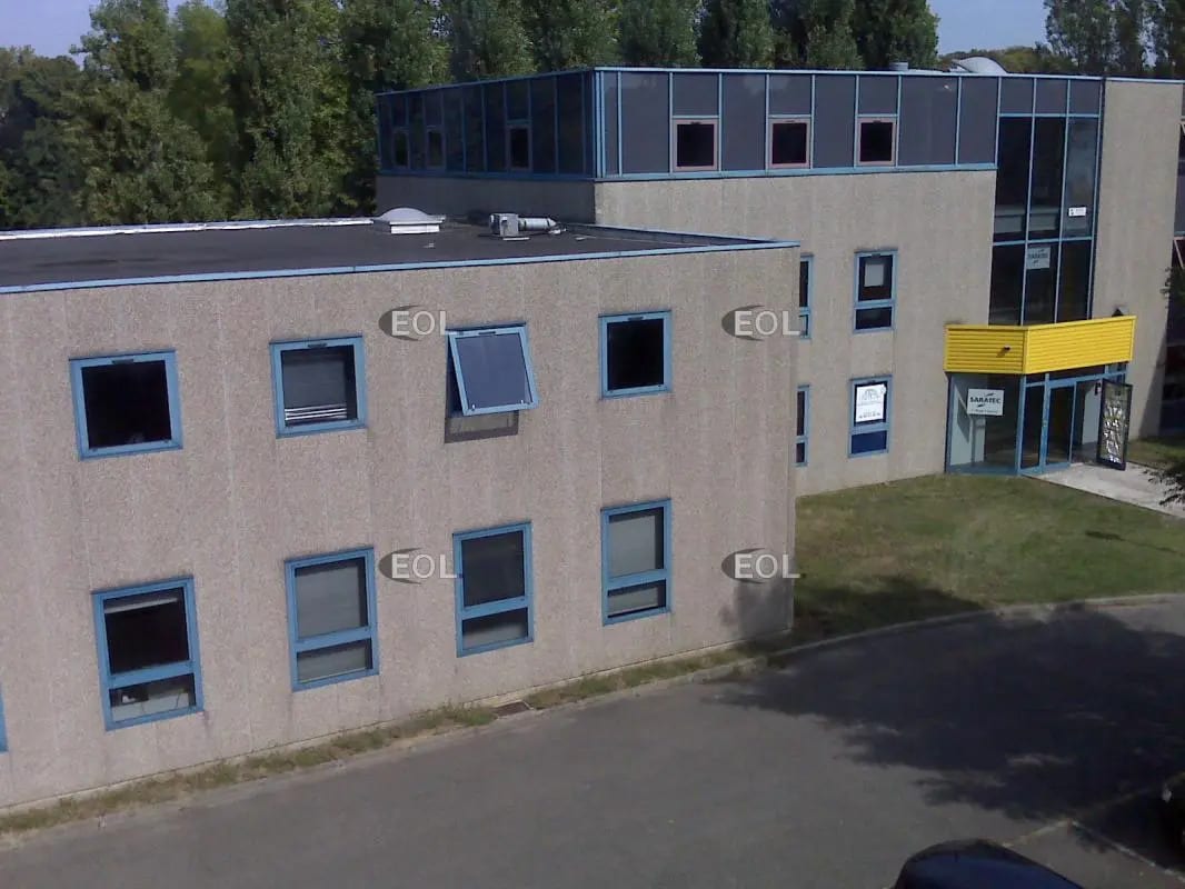 Industrial in Ris-Orangis for lease Building Photo- Image 1 of 10