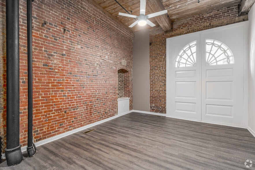 303 Vine St, Philadelphia, PA à louer - Photo intérieure - Image 3 de 29
