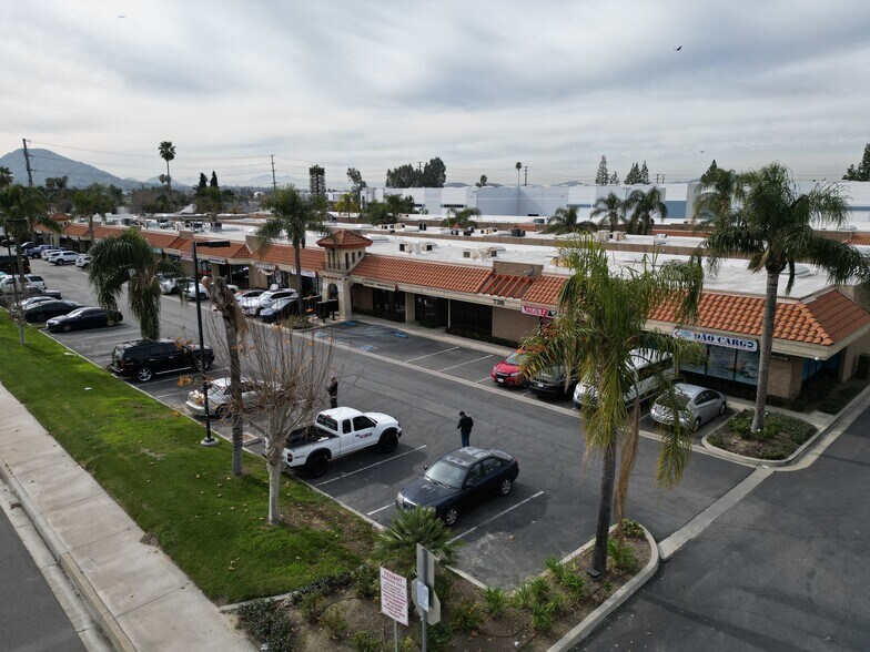 738 S Waterman Ave, San Bernardino, CA for lease - Building Photo - Image 1 of 22