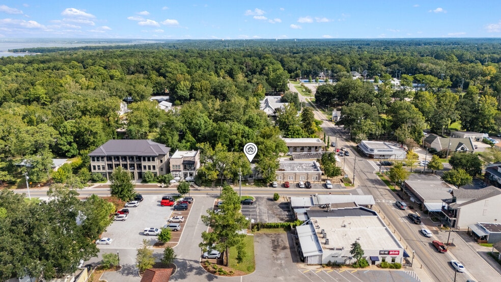 715 Belrose Ave, Daphne, AL for lease - Building Photo - Image 2 of 9
