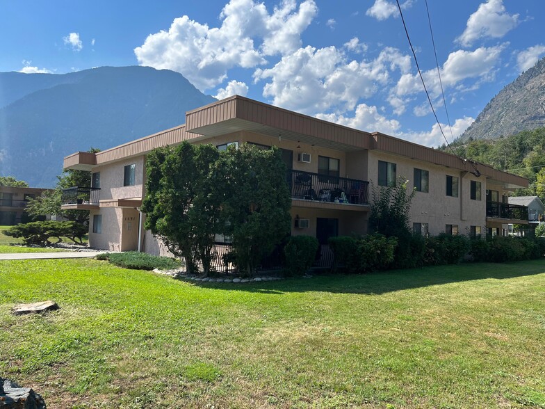 1131-1151 Murray St, Lillooet, BC à vendre - Photo du bâtiment - Image 3 de 13