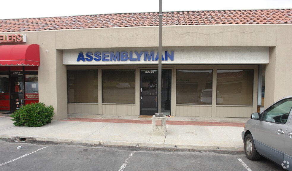 23351-23487 Golden Springs Dr, Diamond Bar, CA à louer - Photo du bâtiment - Image 2 de 11