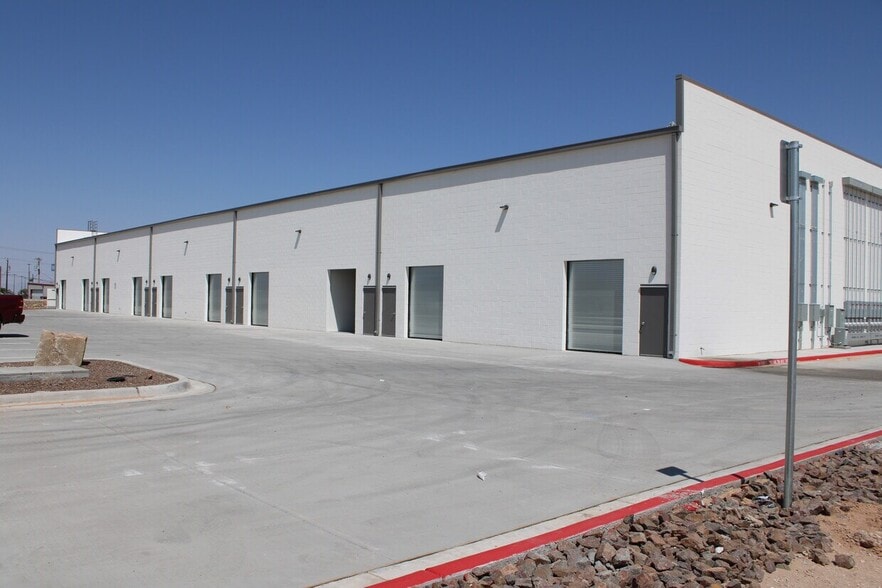 1524 Pawling Dr, Horizon City, TX for lease - Building Photo - Image 3 of 15